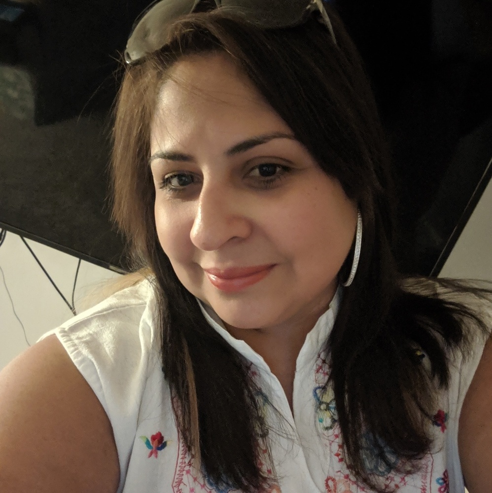 Meet your Posher, Karina